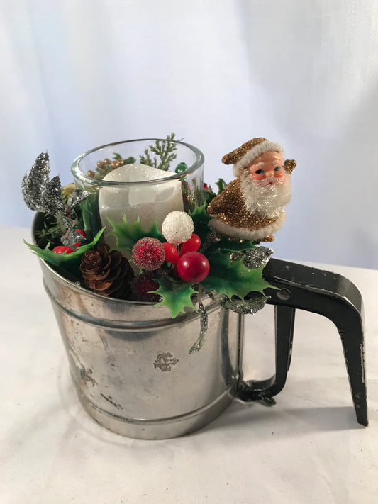 Vintage Santa Christmas Table Centerpiece