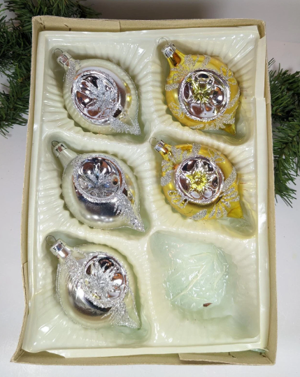 Vintage Teardrop Reflector Christmas Ornaments