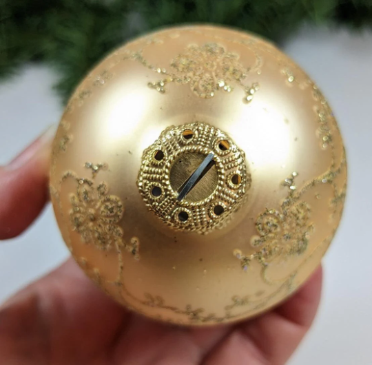 Vintage Krebs Gold Victorian Christmas Ornaments