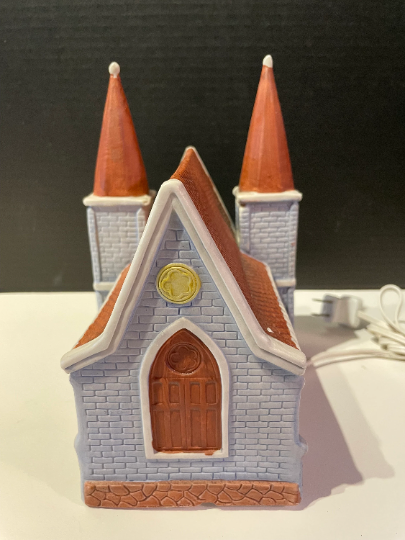 Vintage 1991 National Decorations Christmas Village Light Up Church