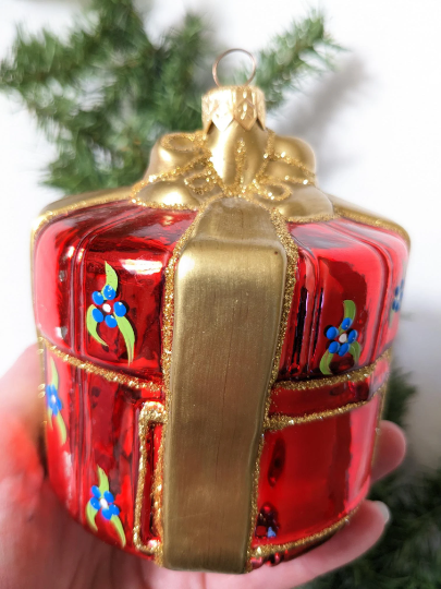 Vintage Polonaise Red Wrapped Christmas Present Ornament