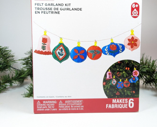 Creatology Felt Garland Christmas Craft Kit