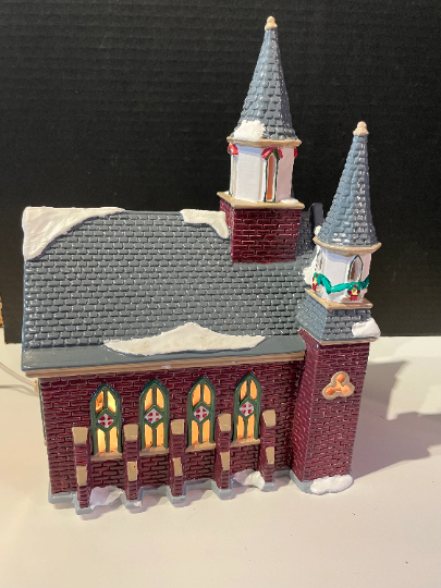 Vintage 1992 Department 56 Snow Village St Lukes Church Year