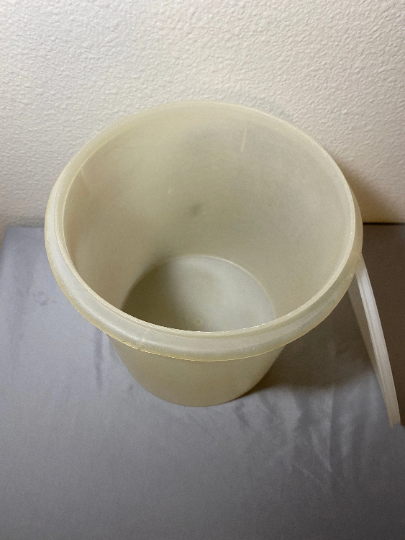 Vintage Tupperware Large Round Container with Lid