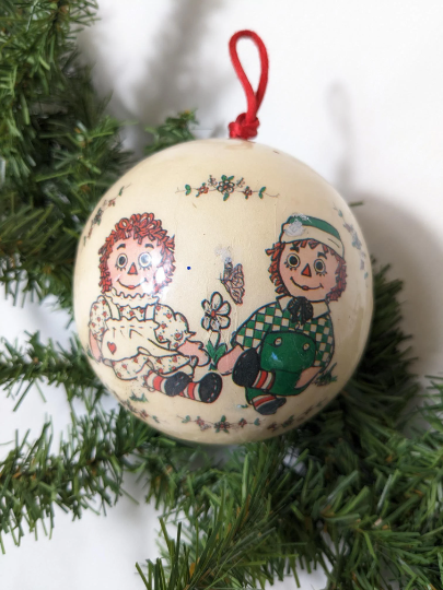 Vintage 1977 Memory Balls Decoupage Raggedy Ann and Andy Christmas Ornament