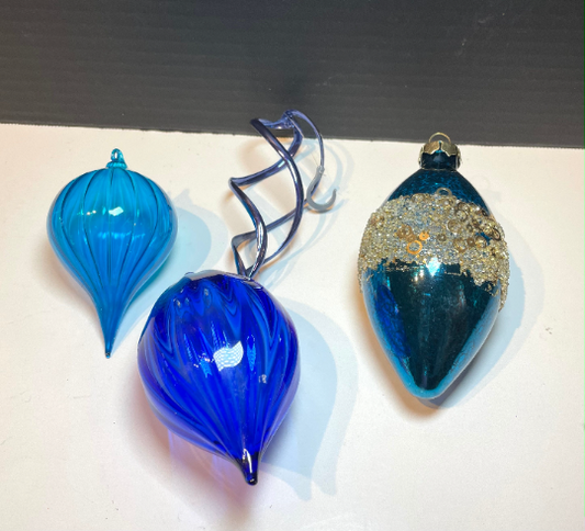 Vintage Teardrop Christmas Ornaments