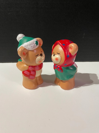 Vintage Ceramic Kissing Teddy Bear Figurines