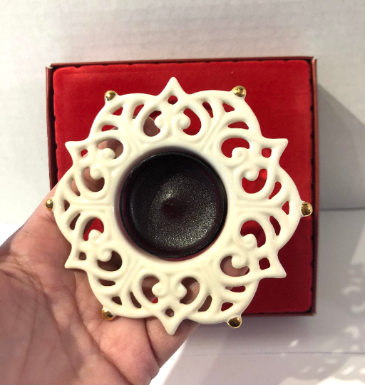 Lenox Snow Lights Tea Light Snowflake Votive Candle Holder