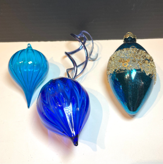 Vintage Teardrop Christmas Ornaments