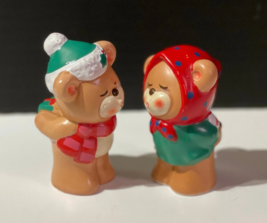 Vintage Ceramic Kissing Teddy Bear Figurines