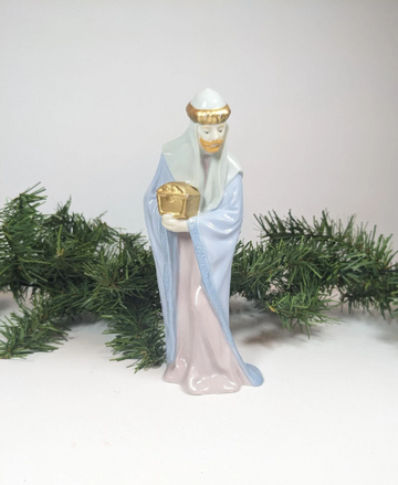 Vintage Christmas 1993 Avon The Magi Wiseman Figurine