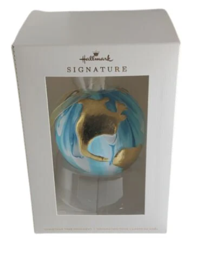 Gold and Marble Globe - Hallmark Signature Ornament 2021