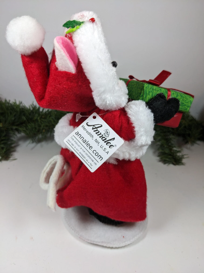 Very Merry Mrs. Santa Mouse Hand Made Annalee Christmas Doll