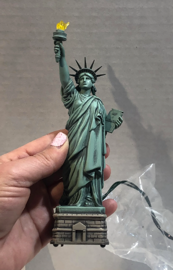 Vintage 1996 The Statue of Liberty Magic Lighted Christmas Ornament