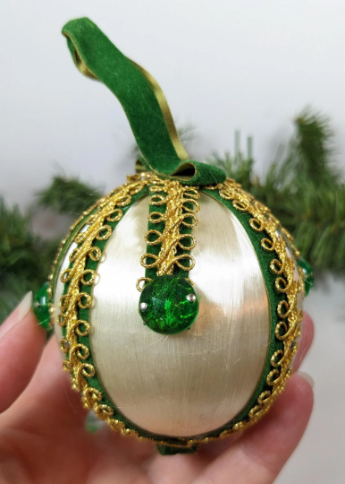 Vintage Beaded Pushpin Christmas Ornament