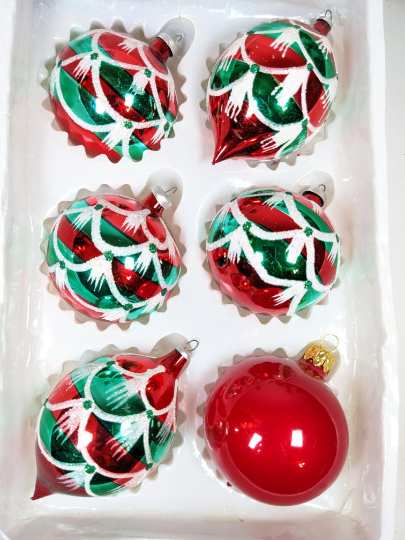 Vintage Red & Green Christmas Ornaments