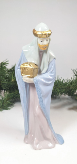 Vintage Christmas 1993 Avon The Magi Wiseman Figurine