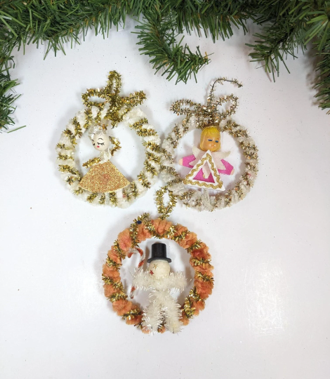 Vintage Chenille Pipe Cleaner Wreath Ornaments