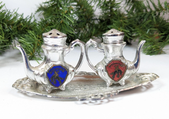 Wyoming Teapot Souvenir Salt & Pepper Set