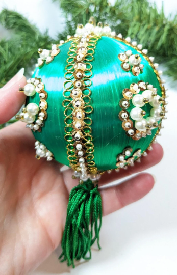 Green Vintage Beaded Pushpin Christmas Ornament