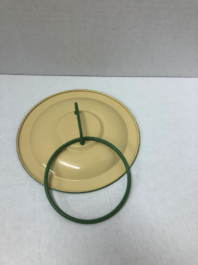 Tender Heart Treasures Pot Lid Towel Holder