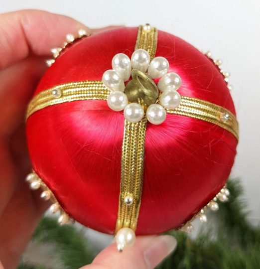 Red Vintage Beaded Pushpin Christmas Ornament