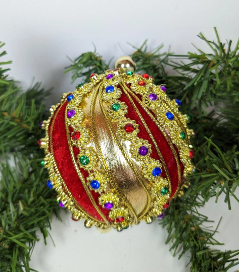 Vintage Handmade Beaded Pushpin Christmas Ornament