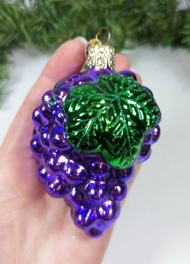 Grape Cluster Retired Old World Christmas Ornament