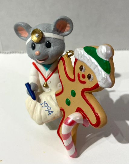 Vintage 1995 Hallmark Doctor Mouse Gingerbread Christmas Ornament