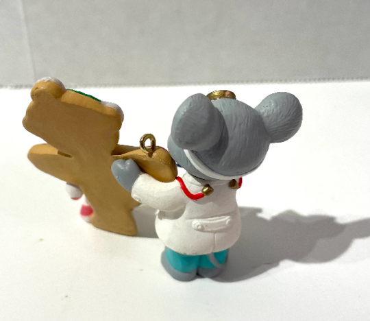 Vintage 1995 Hallmark Doctor Mouse Gingerbread Christmas Ornament