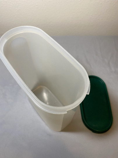 Vintage Tupperware 2.3L Pitcher Container with Emerald Green Lid