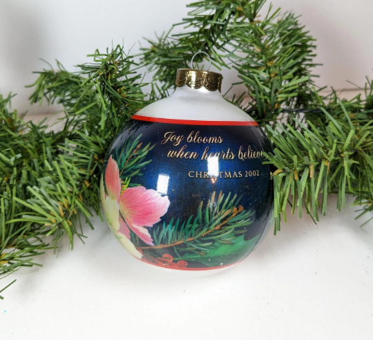 Christmas Floral - Hallmark Keepsake Ornament 2002