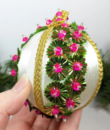 Vintage Handmade Beaded Pushpin Ornament