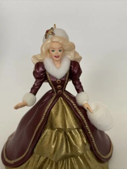 Holiday Barbie 1996 - Hallmark Keepsake Ornament 1996