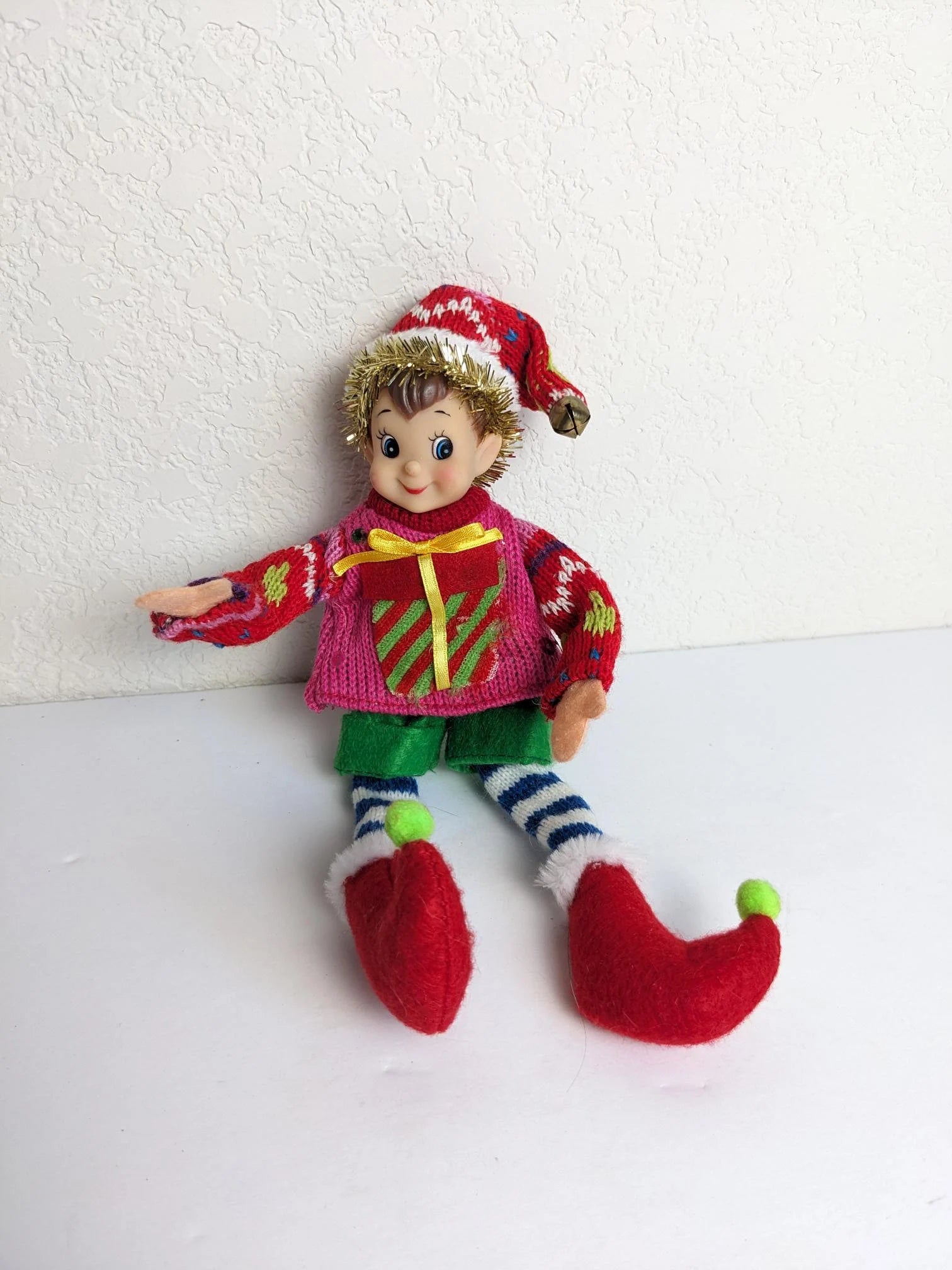 Posable Christmas Elf – Petal Pushers Nursery