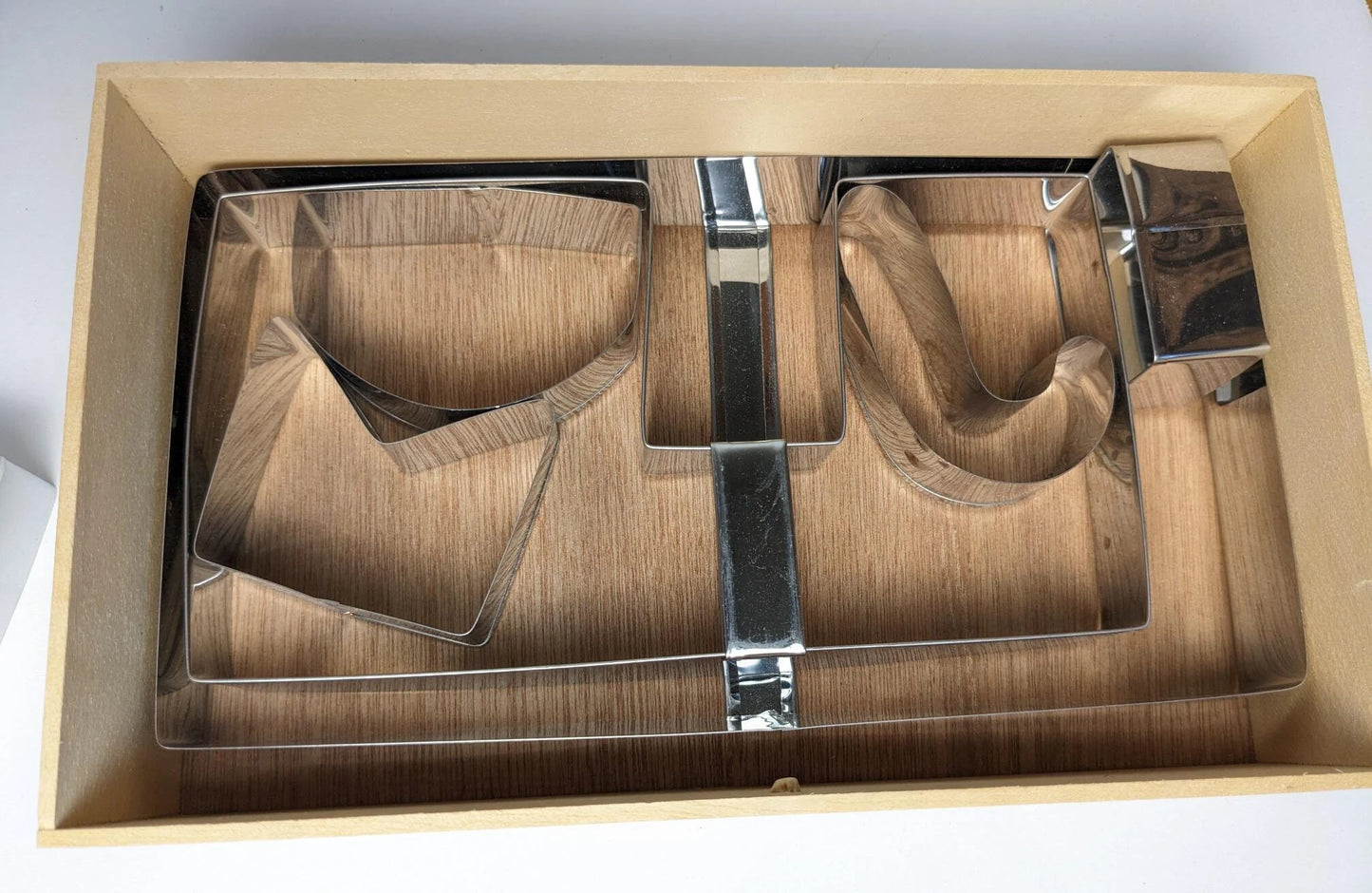 Lillian Vernon's Gingerbread House Kit