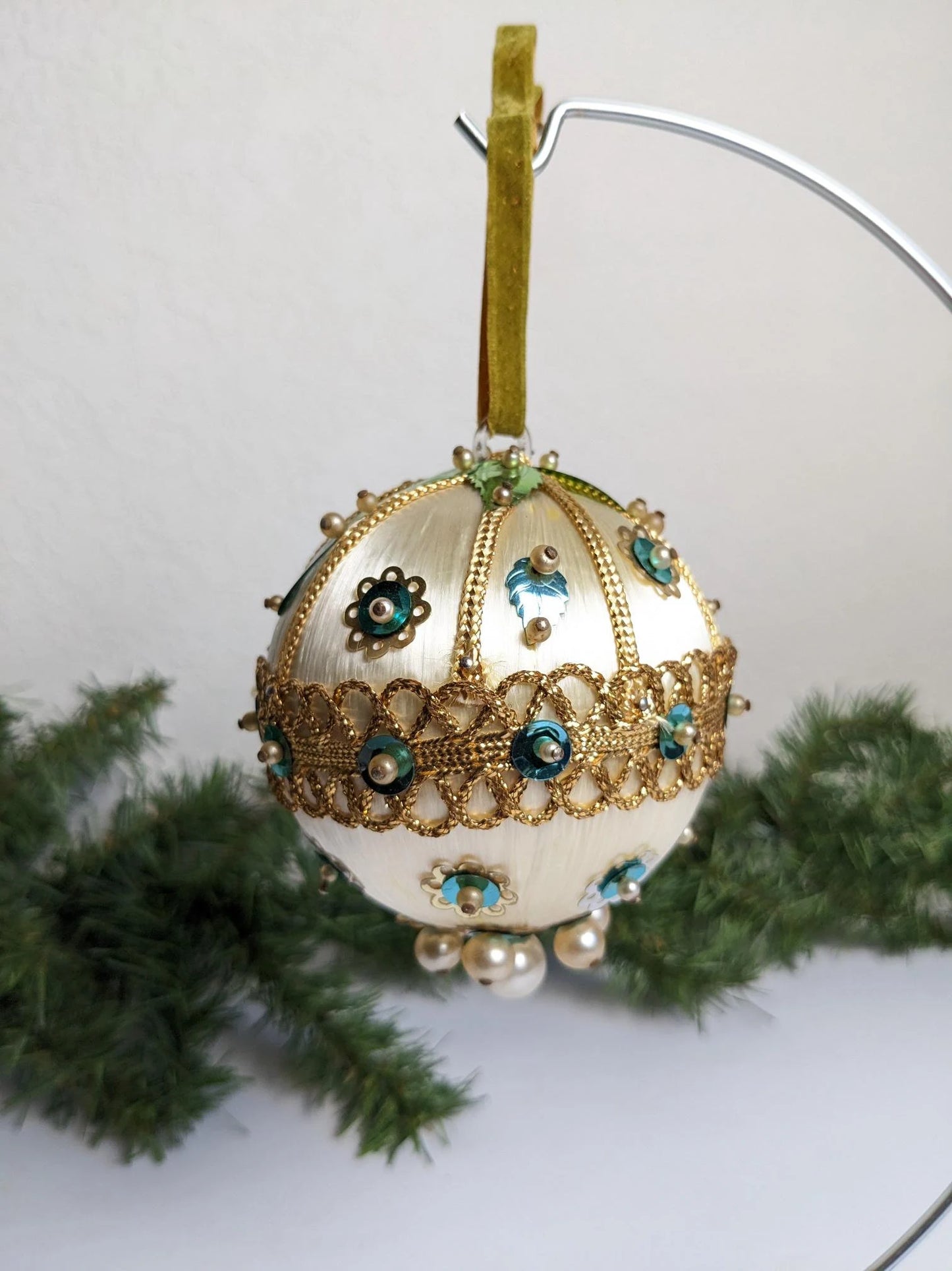 Vintage Handmade Beaded Pushpin Ornament