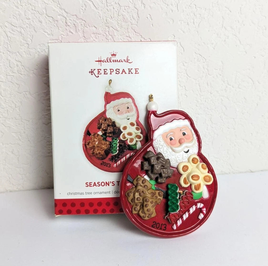 Hallmark 'Season's Treatings' Christmas Ornament