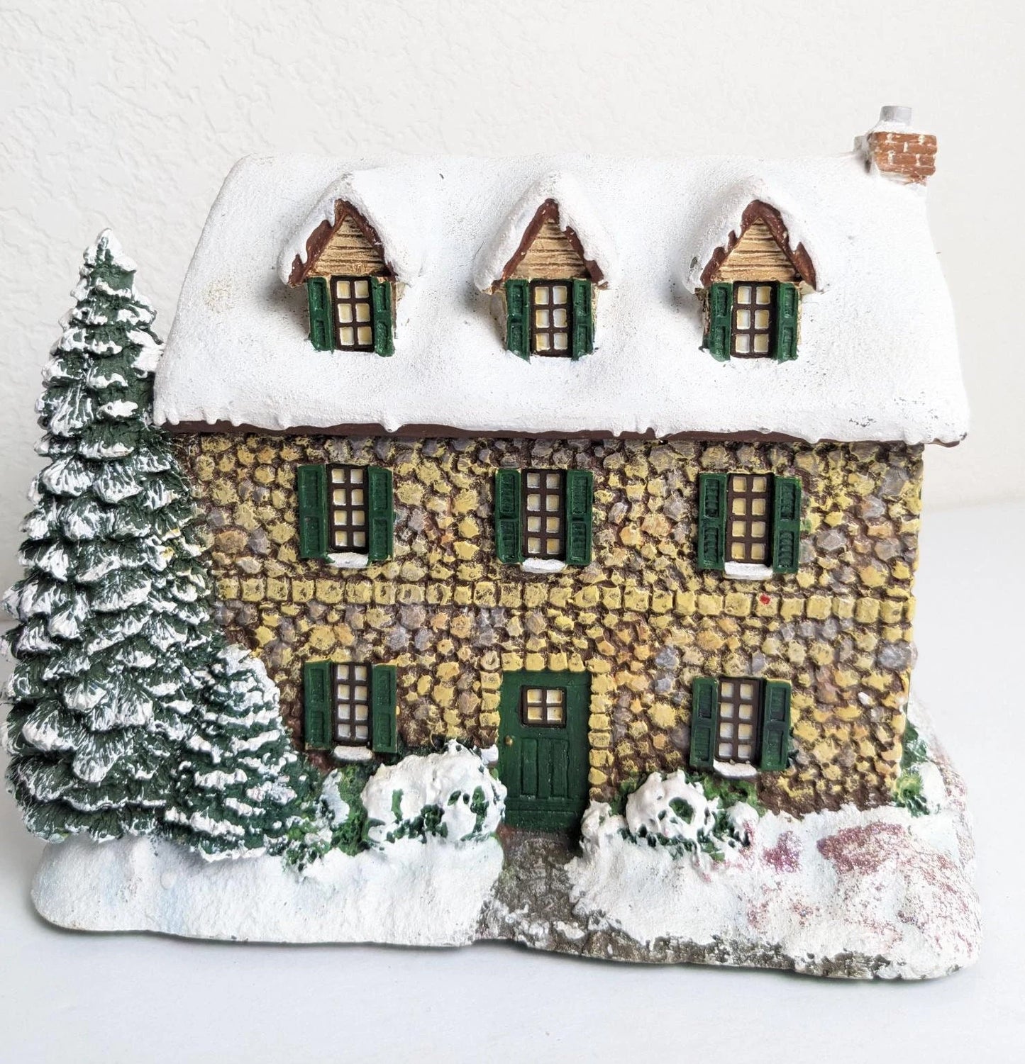Thomas Kinkade "From the Heart Gifts" Christmas Village Shop