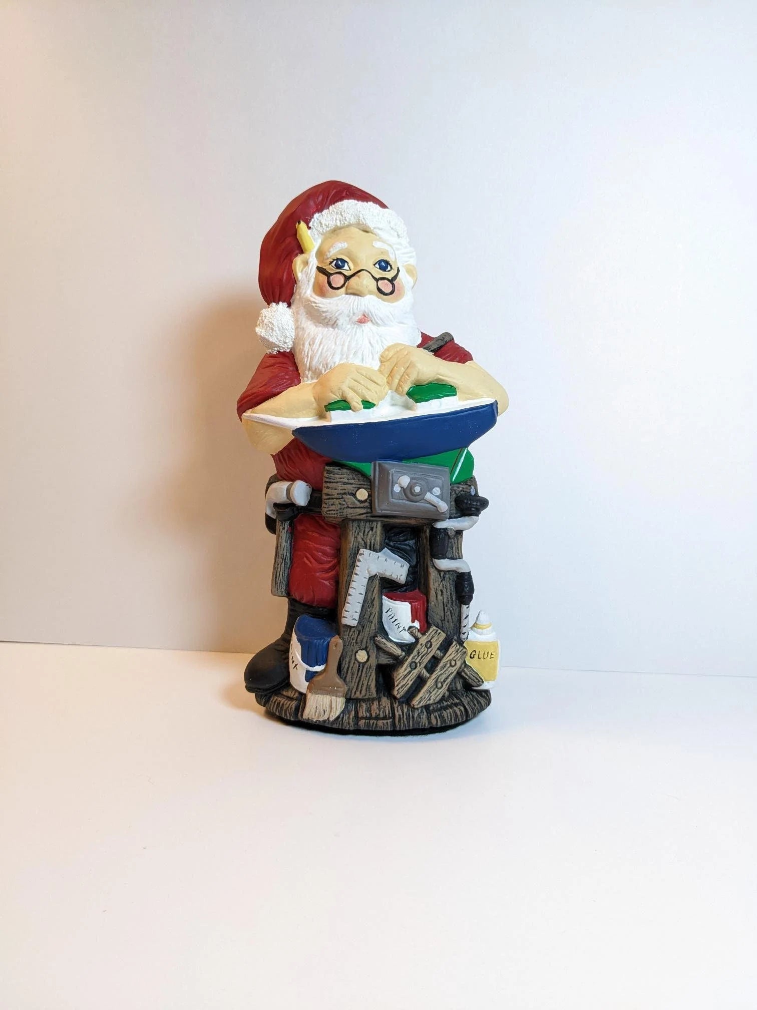 Woodworking Santa Claus Figurine