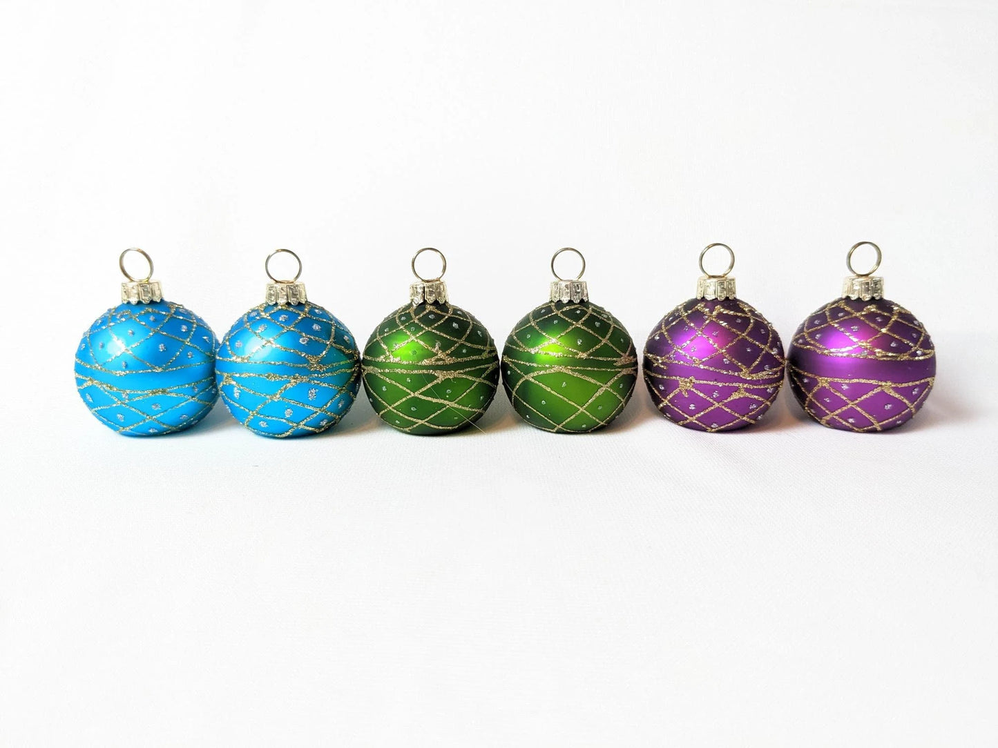 Christmas Ornament Name Card Holders