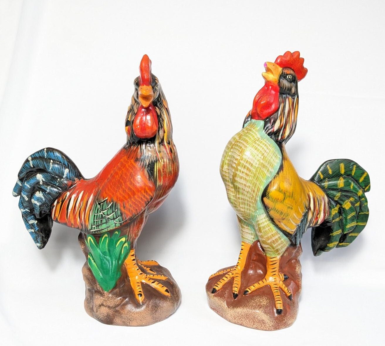 Crowing Rooster Figurine Statues