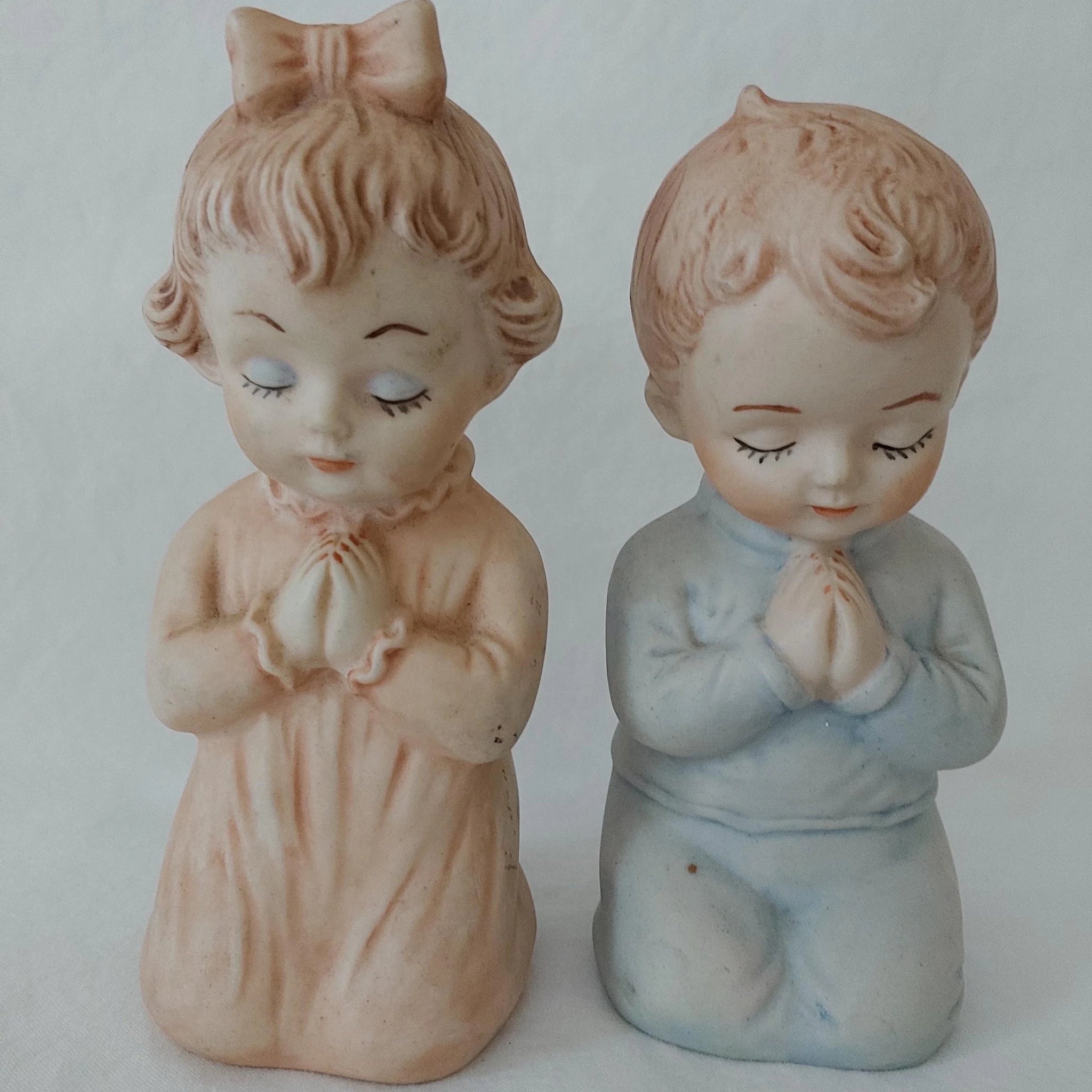 Vintage Kneeling Boy & Girl Praying Figurines