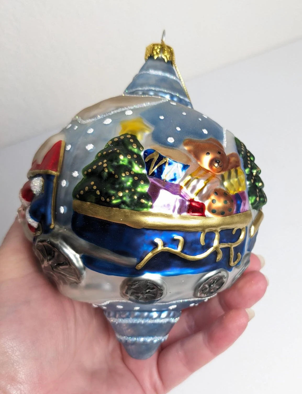 Holiday Wonderland Christmas Krebs Ornament with Stand