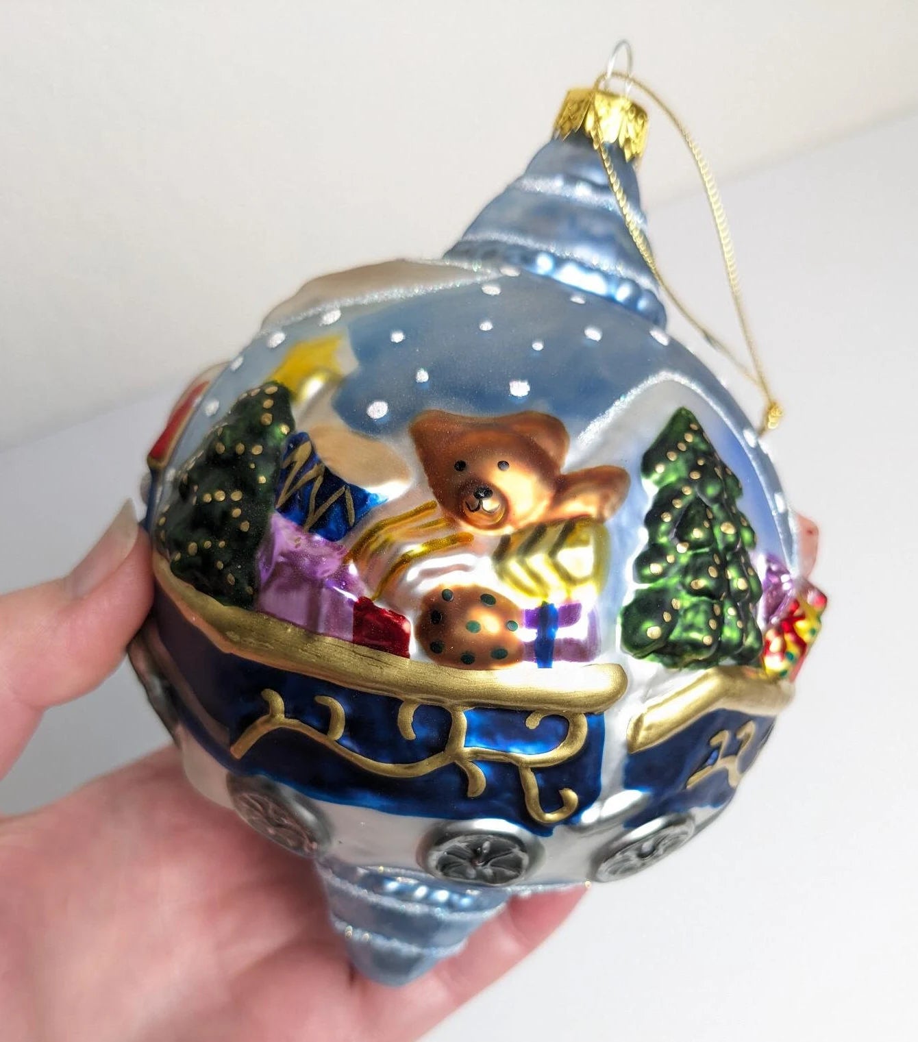 Holiday Wonderland Christmas Krebs Ornament with Stand