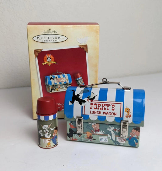 Looney Tunes Lunchbox with Thermos Ornaments