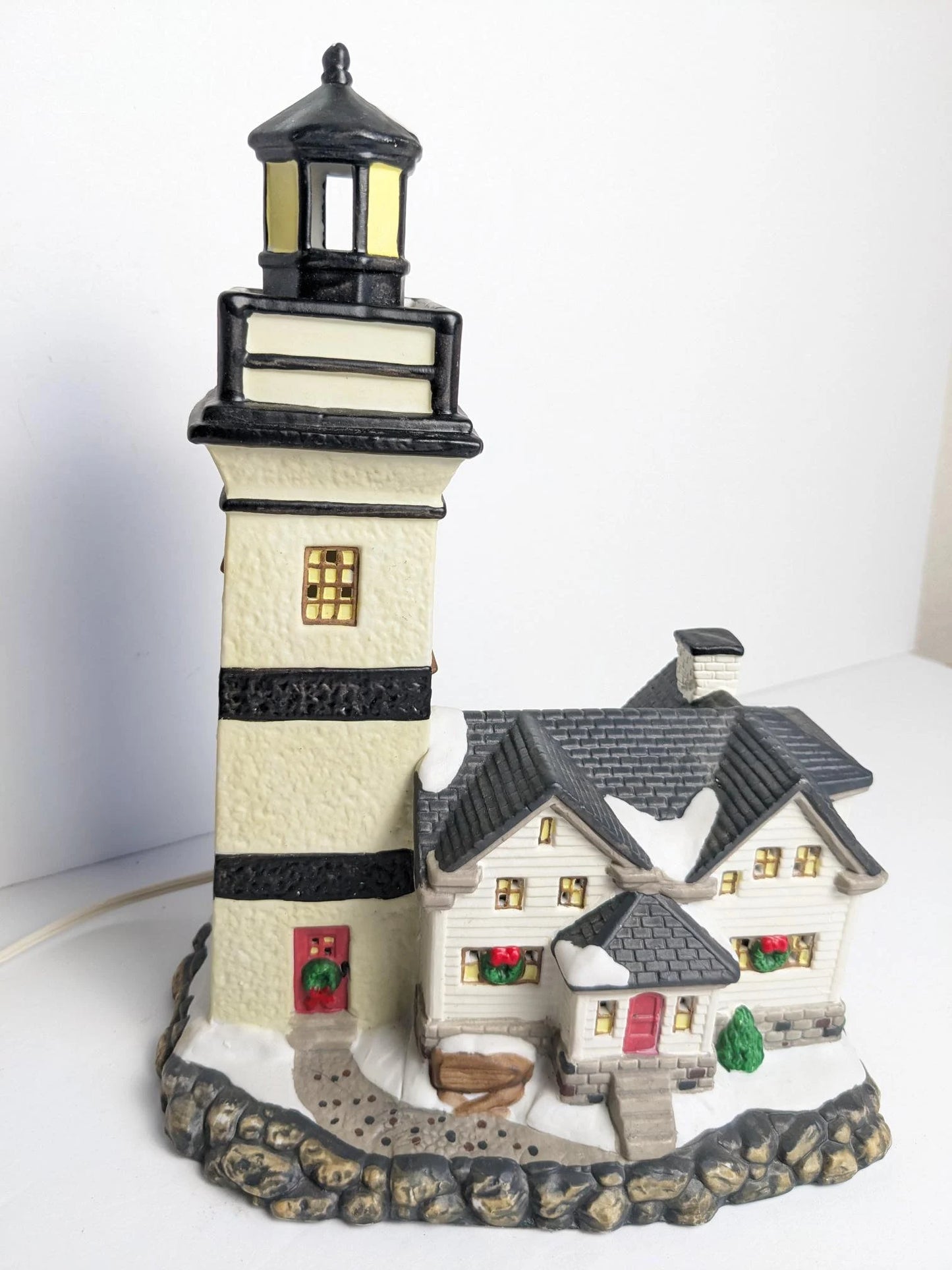 Vintage Newcastle Lighthouse 1999 Santa's Workbench Collection