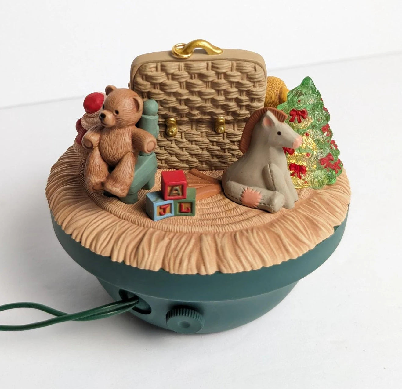 Vintage 1995 Hallmark Victorian Toy Box Motion Ornament