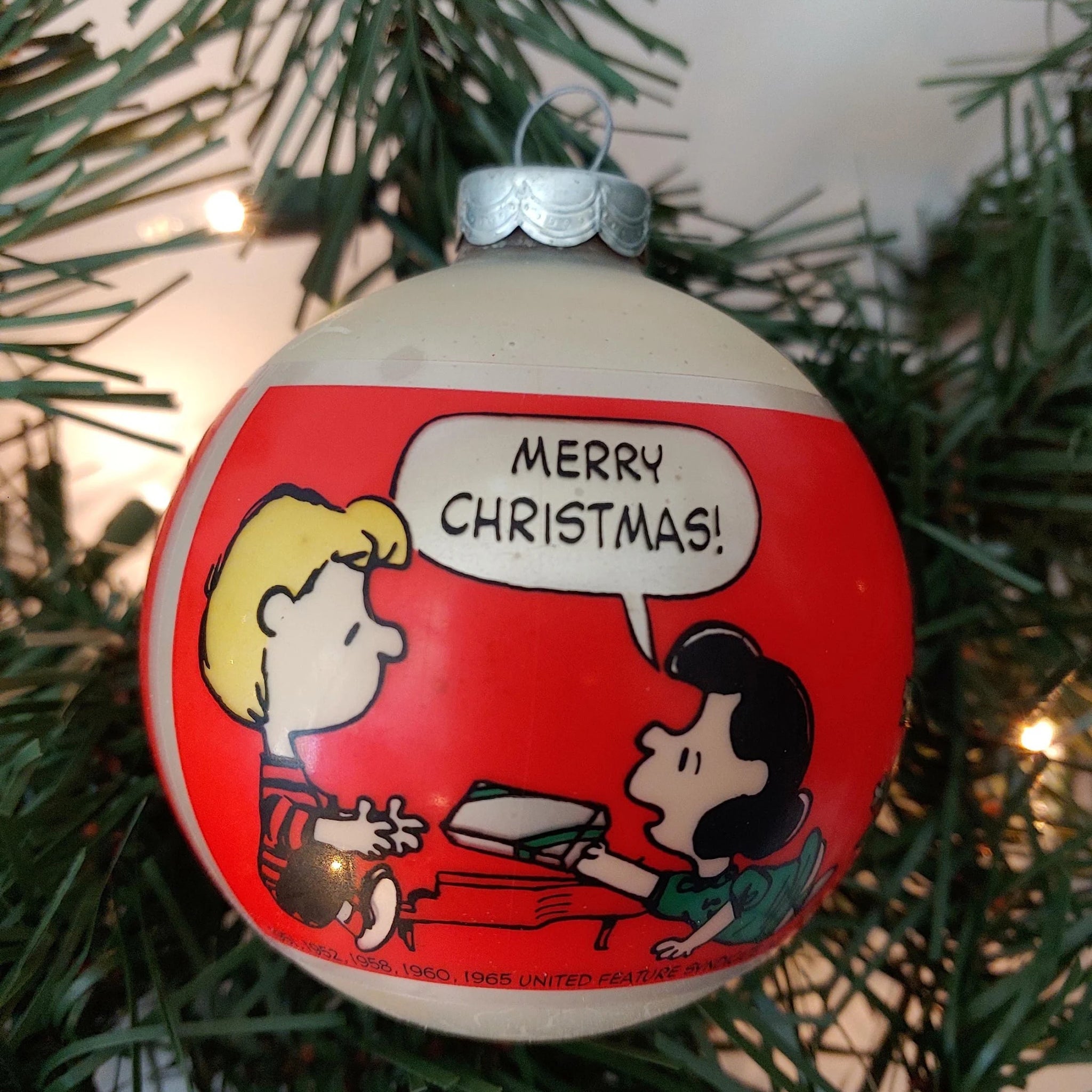 Hallmark 1977 Peanuts Gang Glass Ball Christmas Ornament