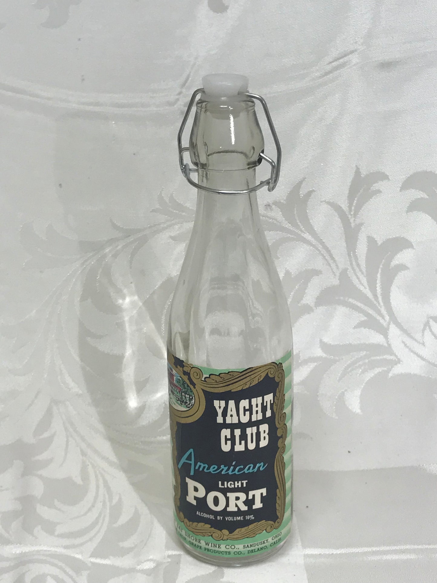 Vintage Yacht Club American Light Port Wine Bottle